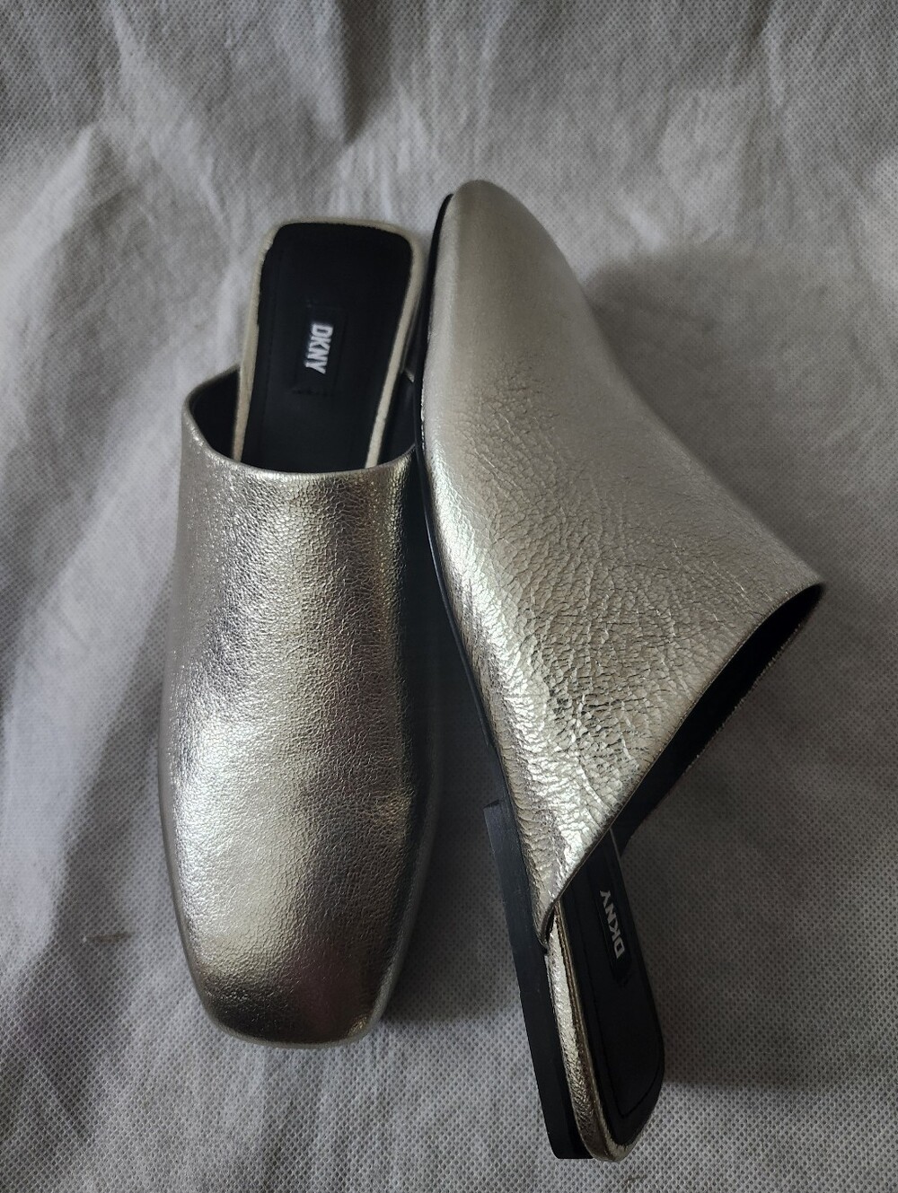 Dkny Womens Gold Leather Metallic Mules Sz 9